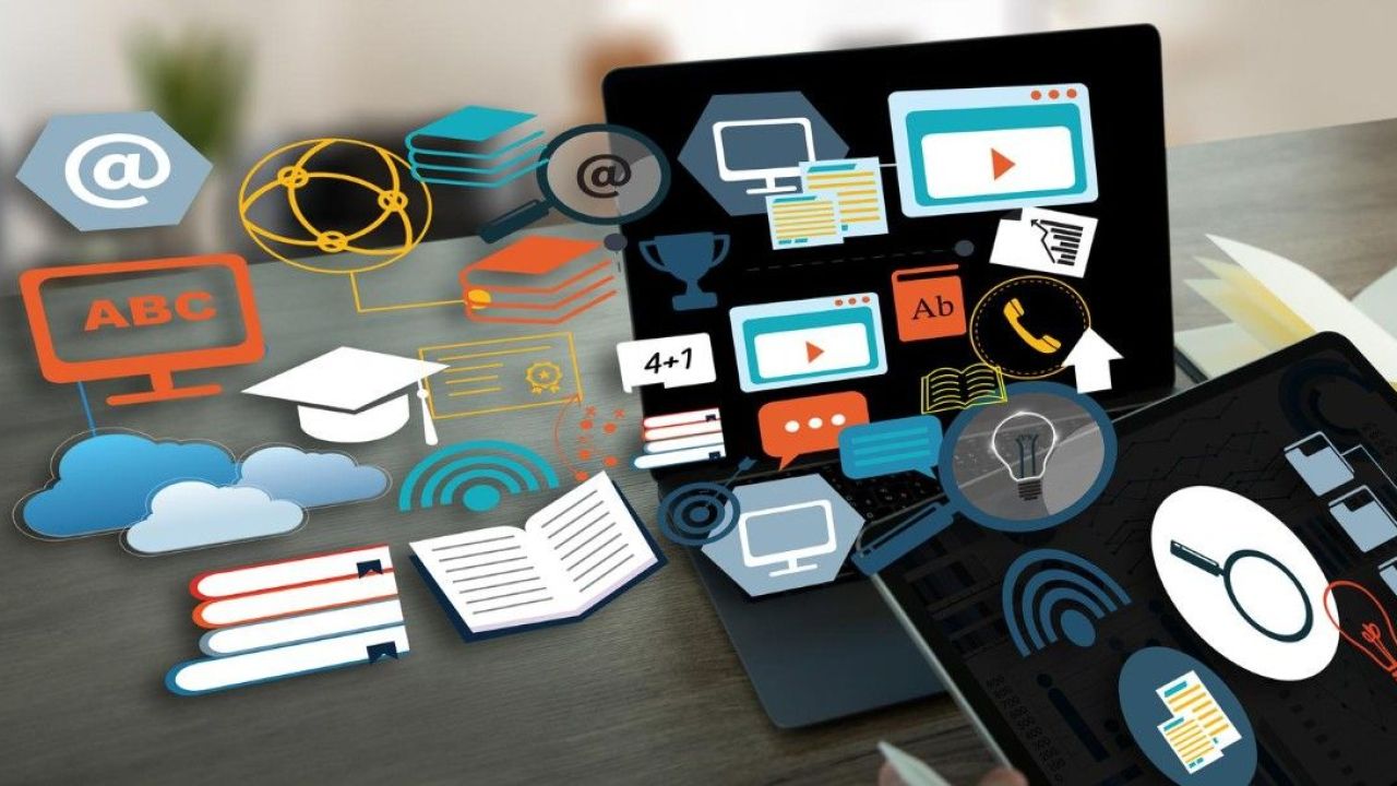 Competencias Digitales, Entorno en Línea y Aprendizaje Virtual